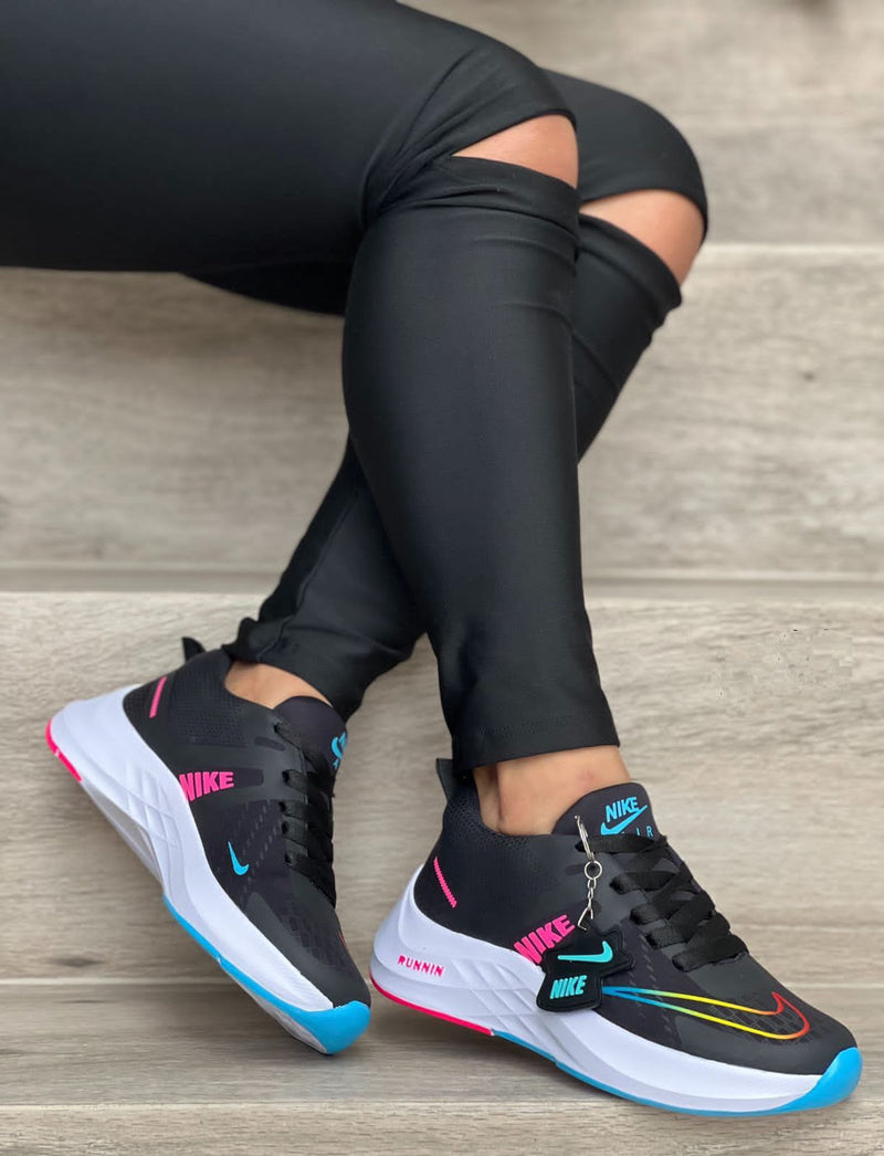 Nike Runnin Llavero Negro